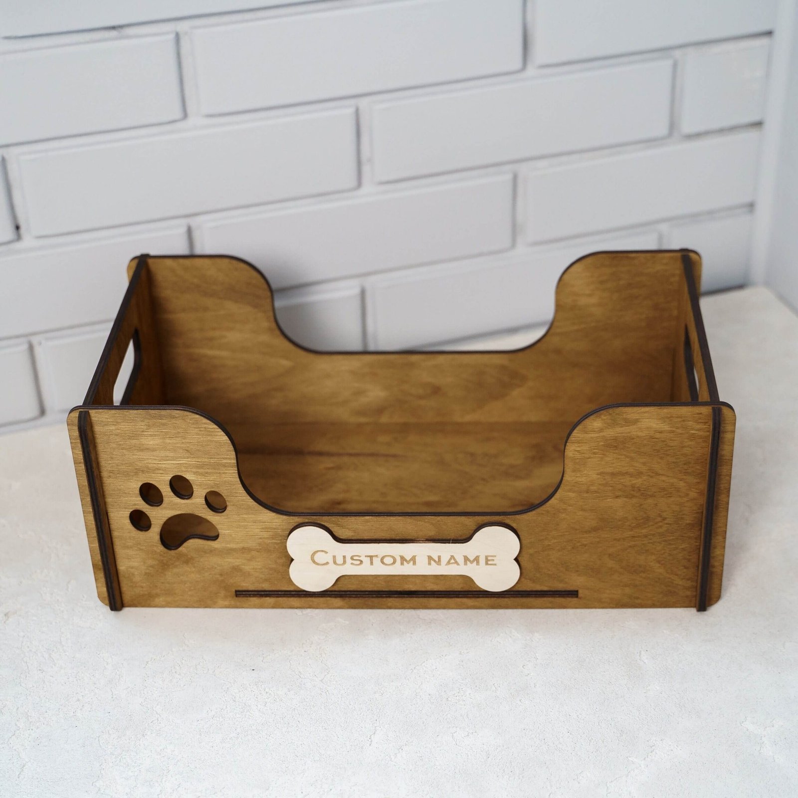 Factors to consider when choosing a personalised dog toy box