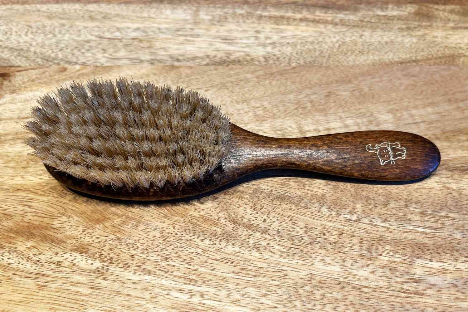Best Overall Cat Brush: Mars Coat King Boar Bristle Cat Hair Brush
